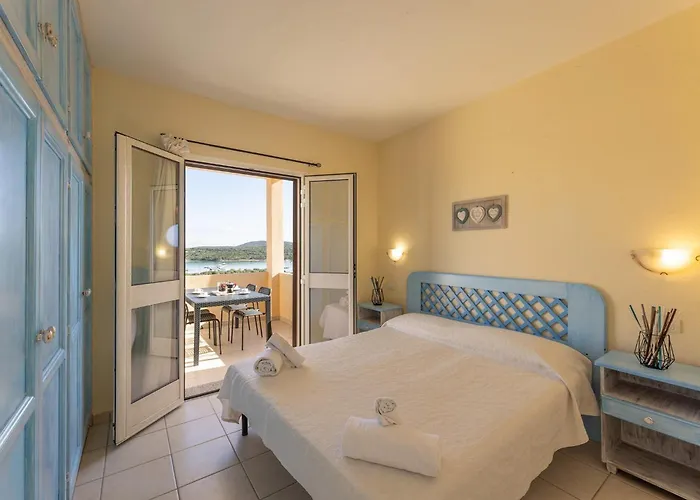 Апартаменты Relaxing Baiadebahas 1bedapt Bilo4 Sleeps4 Seaview Маринелла